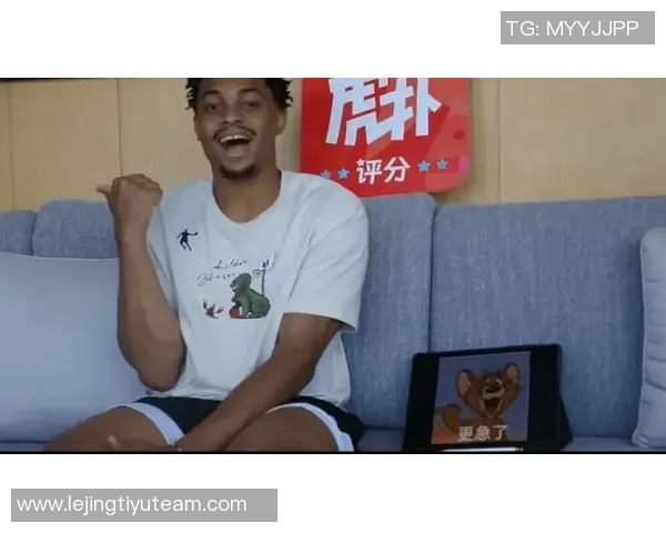 米奇称赞队内人才众多文班是基石凯尔登则是球队灵魂所在 米奇称赞队内人才众多文班是基石凯尔登则是球队灵魂所在