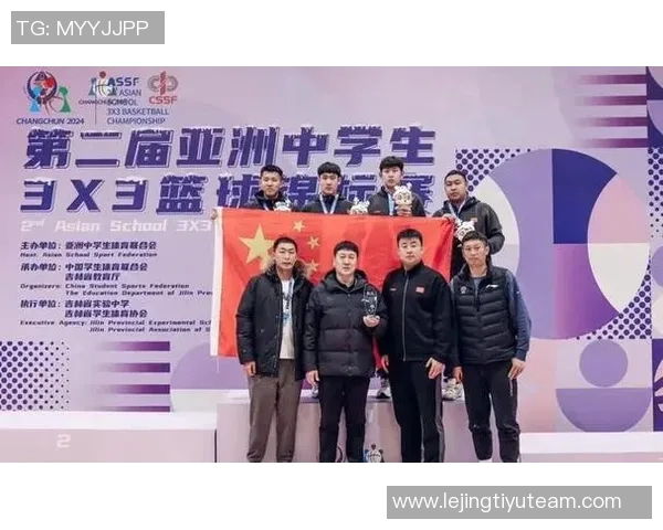 小将杨溢表现出色7投3中贡献10分4板6助攻正负值高达23 小将杨溢表现出色7投3中贡献10分4板6助攻正负值高达23