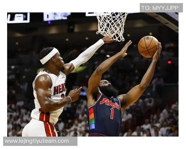 马克西盛赞格莱姆斯留队表现期待他将为球队增添强大实力